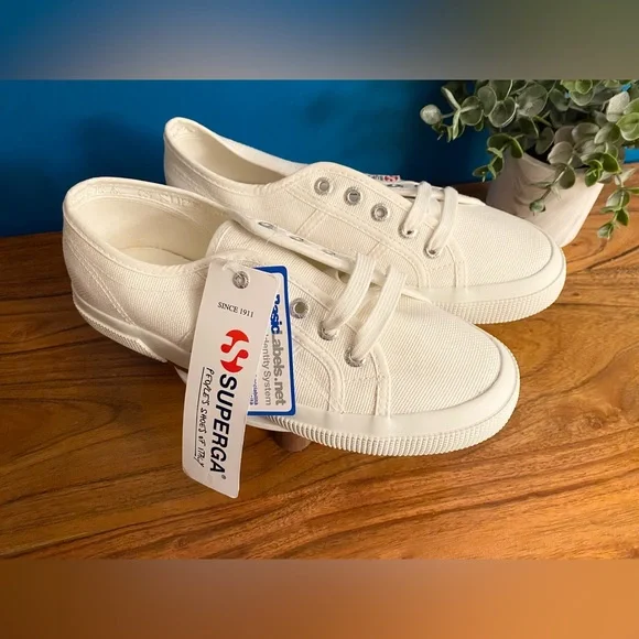 Superga 275 shop kate middleton